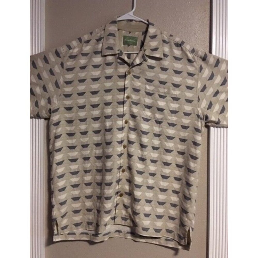 EUC Men's Shirt Tommy Bahama Size L Short Sleeve Button Down 100% Silk